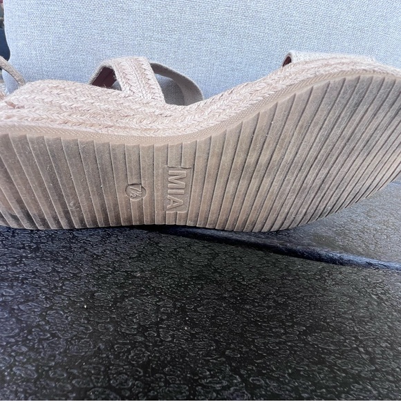 SZ7.5 Mia Cream Brittni Espadrille Wedge Sandals with Wide Straps with elastic. - Picture 15 of 16